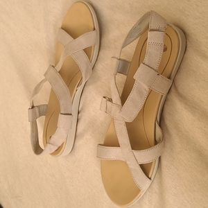 DR Scholl's Beige Tan Sandals Size 9.5